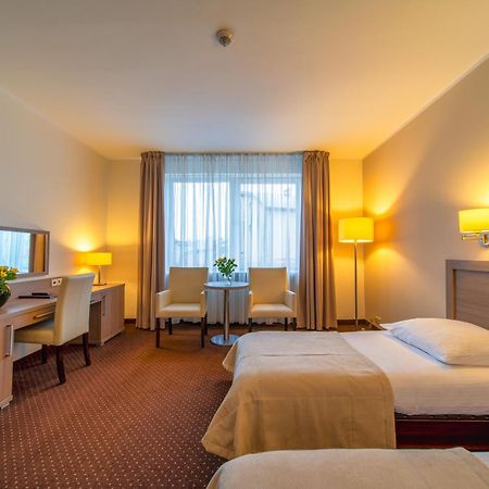 Hotel Gromada Arka Lux كوزتسالين المظهر الخارجي الصورة