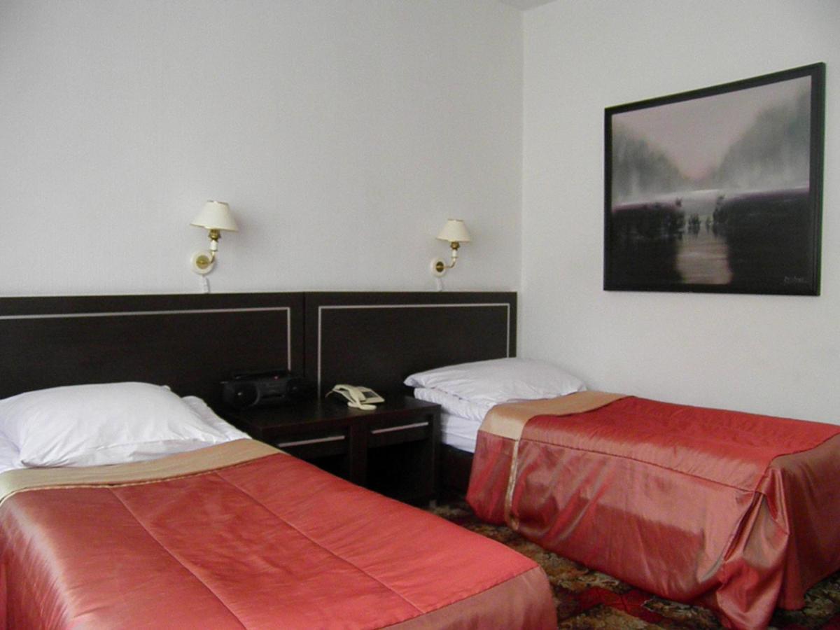 Hotel Gromada Arka Lux كوزتسالين الغرفة الصورة