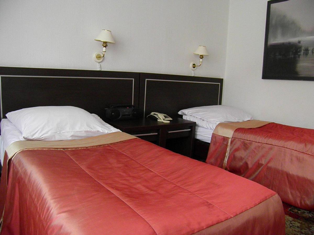Hotel Gromada Arka Lux كوزتسالين الغرفة الصورة