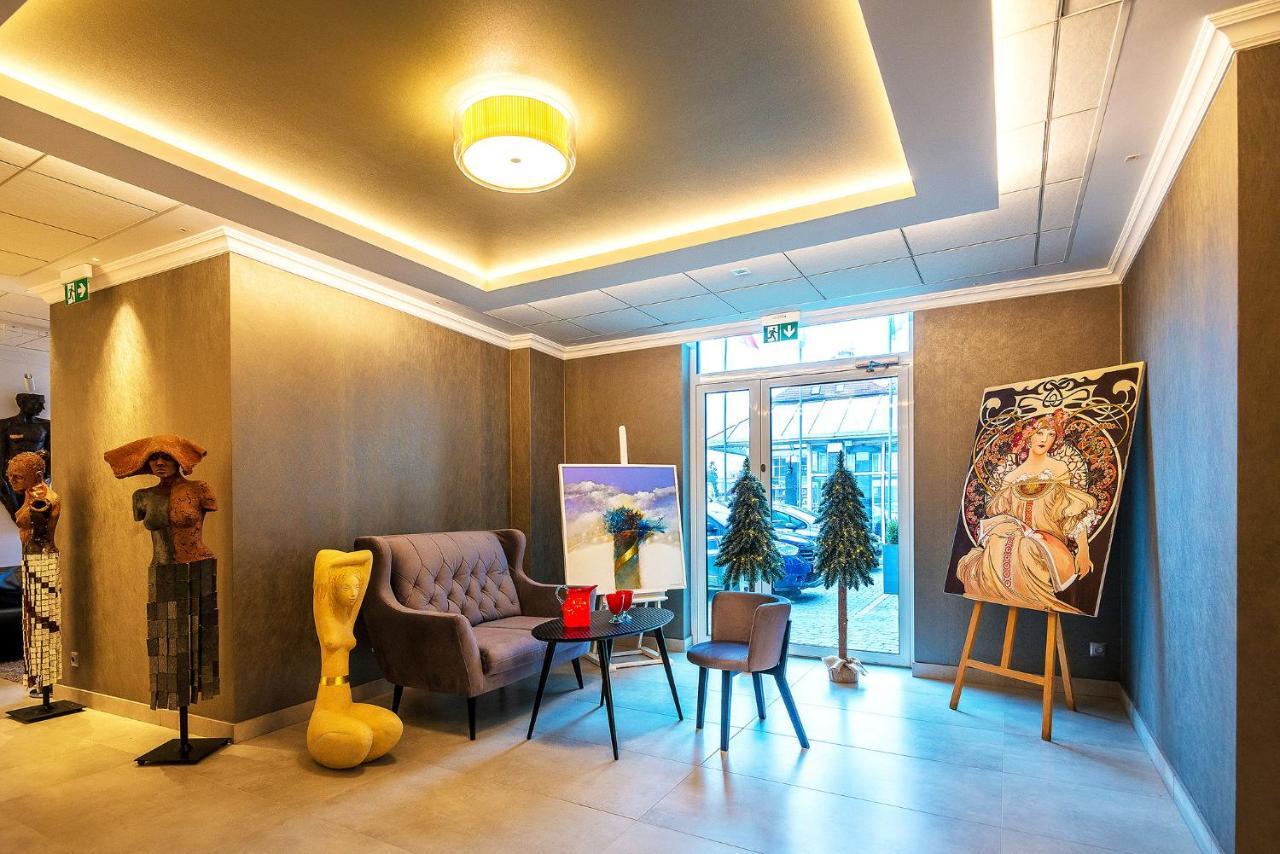 Hotel Gromada Arka Lux كوزتسالين المظهر الخارجي الصورة