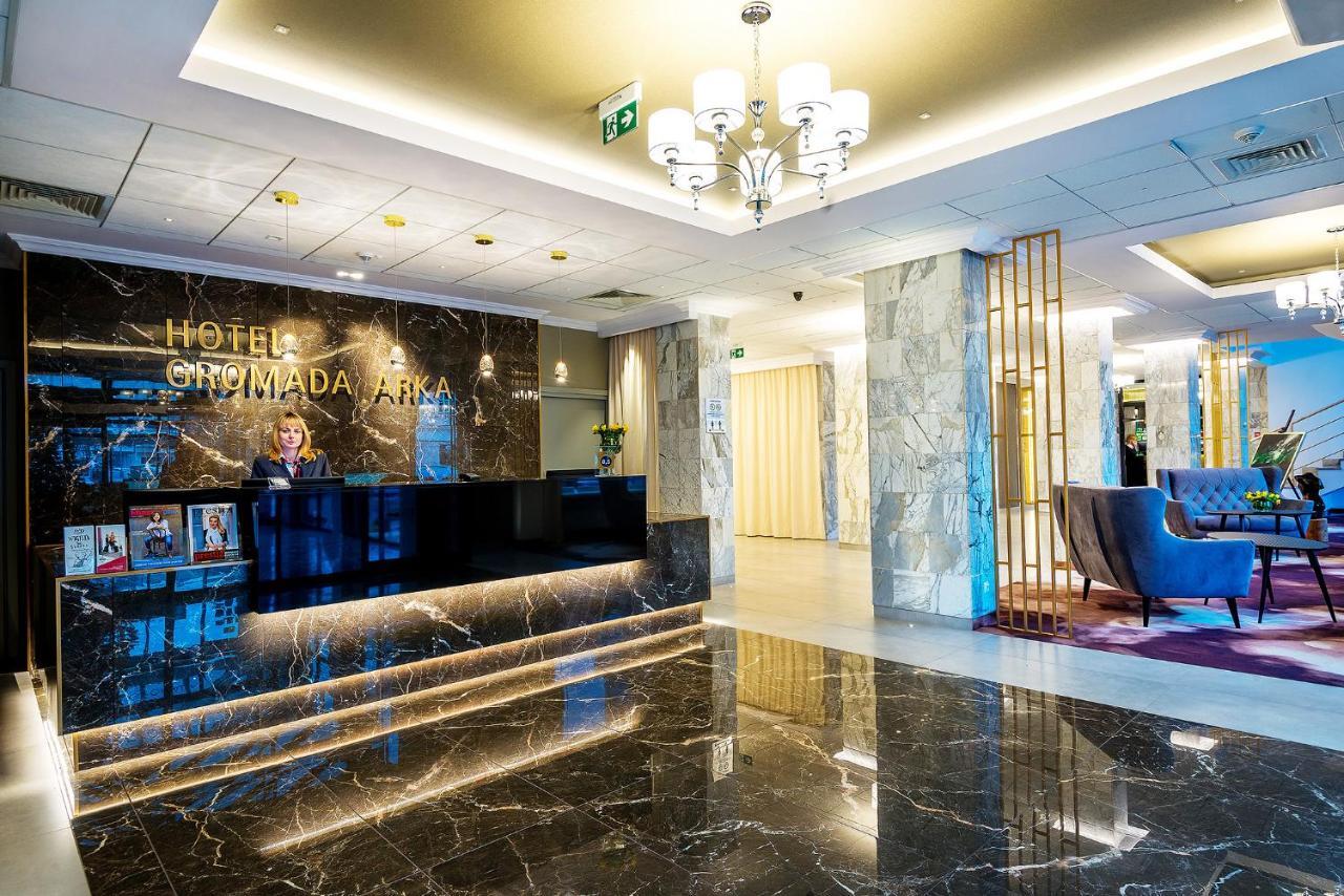 Hotel Gromada Arka Lux كوزتسالين المظهر الخارجي الصورة