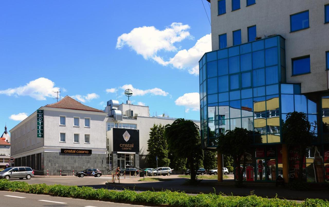 Hotel Gromada Arka Lux كوزتسالين المظهر الخارجي الصورة
